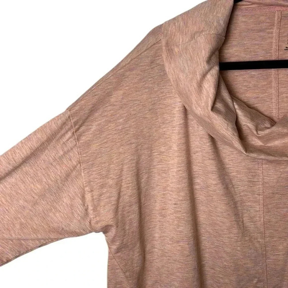 Additional Elle sweater,women 2X. Like new  except Material tag missing - Picture 4 of 10